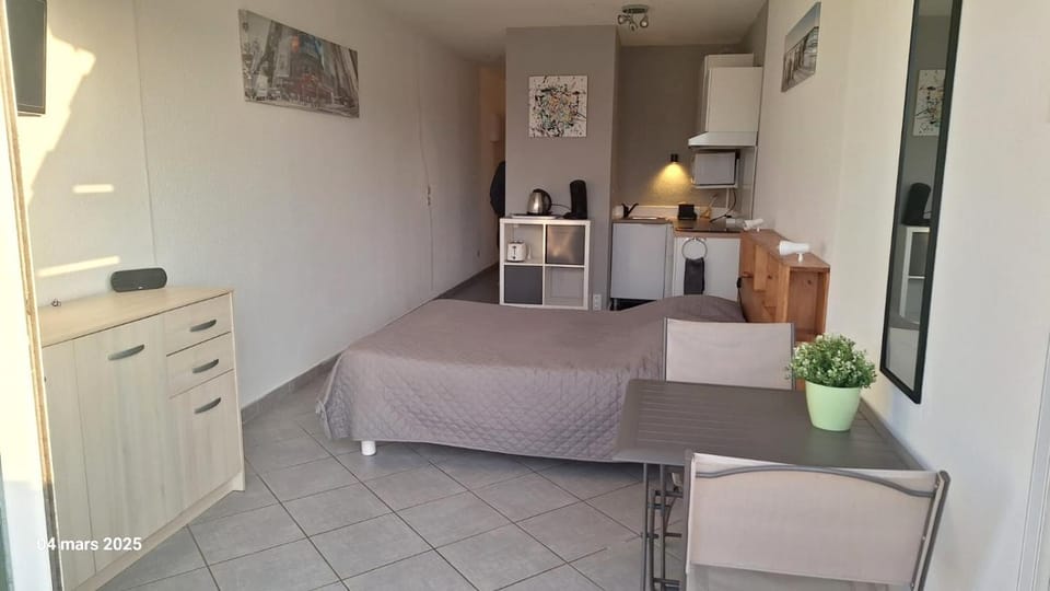 Studio 721, Port Nature 7 au village naturiste Apartment in Agde