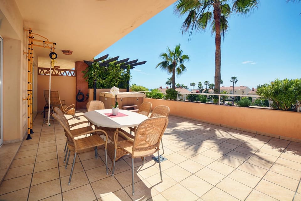 Balcony/Terrace, Balcony/Terrace