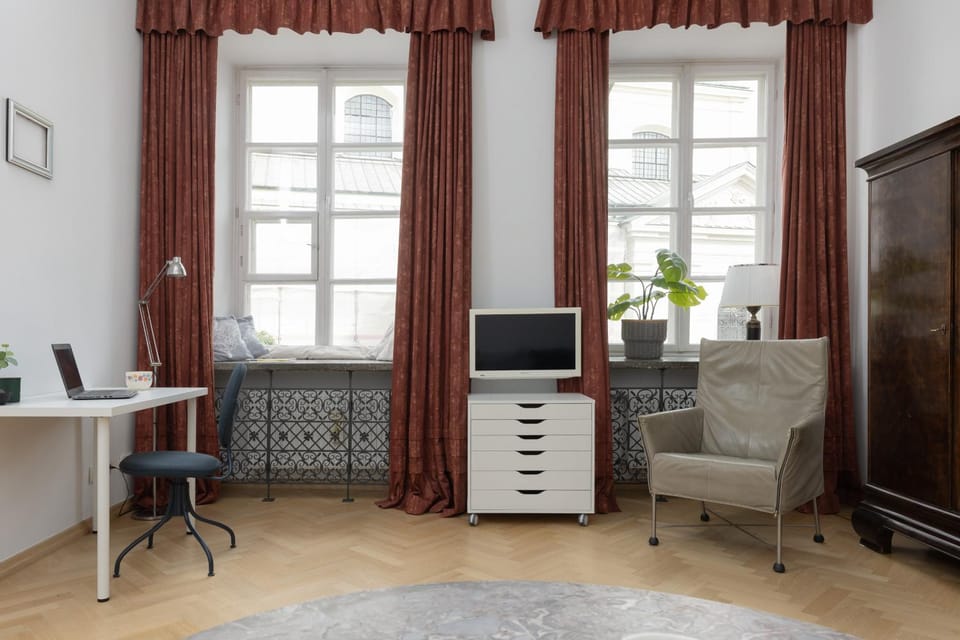 Communal lounge/ TV room, Living room