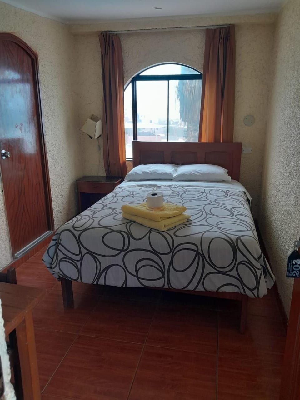 Bed, Photo of the whole room, Bedroom, towels