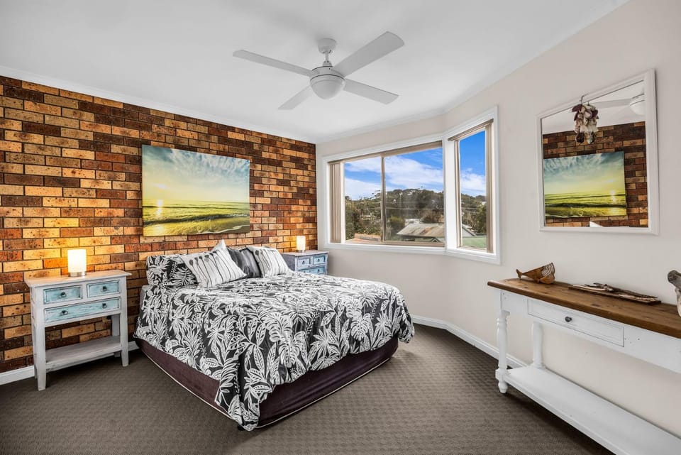Marina Townhouse 1 - Unit 1 Wapengo St 6 House in Bermagui