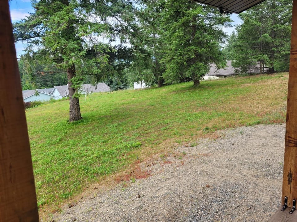 Wells Gray Stay And Play Bed and Breakfast in British Columbia