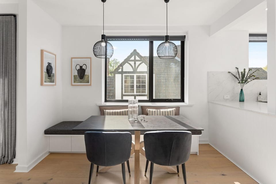Boutique Stays - Elmtree Apartment in Melbourne