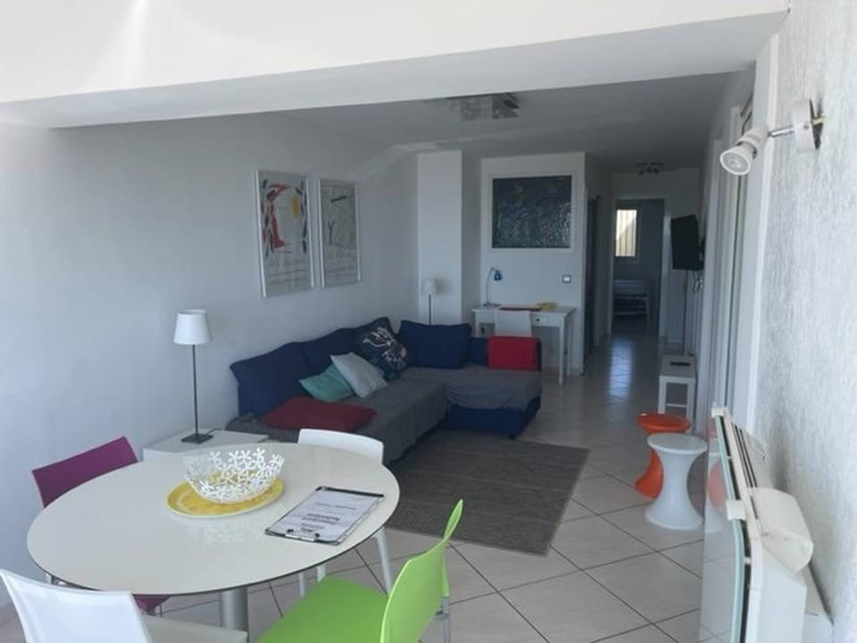 Living room, Other, Seating area, Dining area