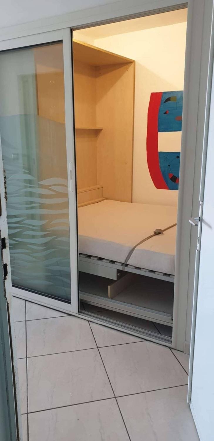 Bed, Other, Photo of the whole room, Bedroom
