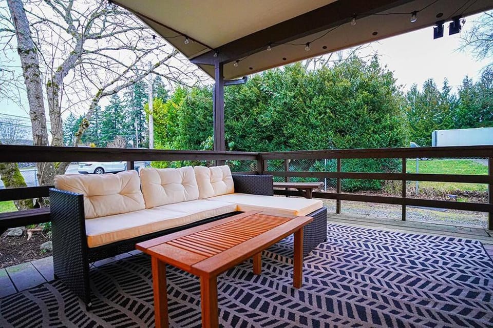 Poulsbo Scandinavian Retreat 2 blocks to DT House in Poulsbo