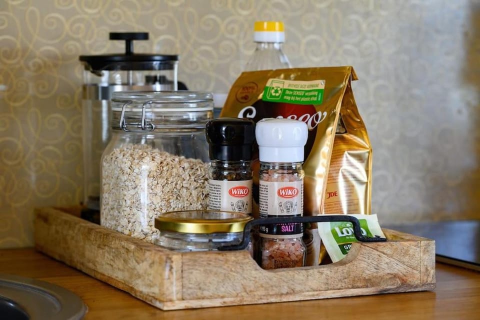 Coffee/tea facilities, Kitchen or kitchenette, Food and drinks