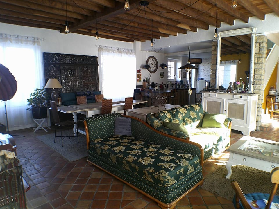 Living room, Breakfast, Internal: Not applicable to any particular room