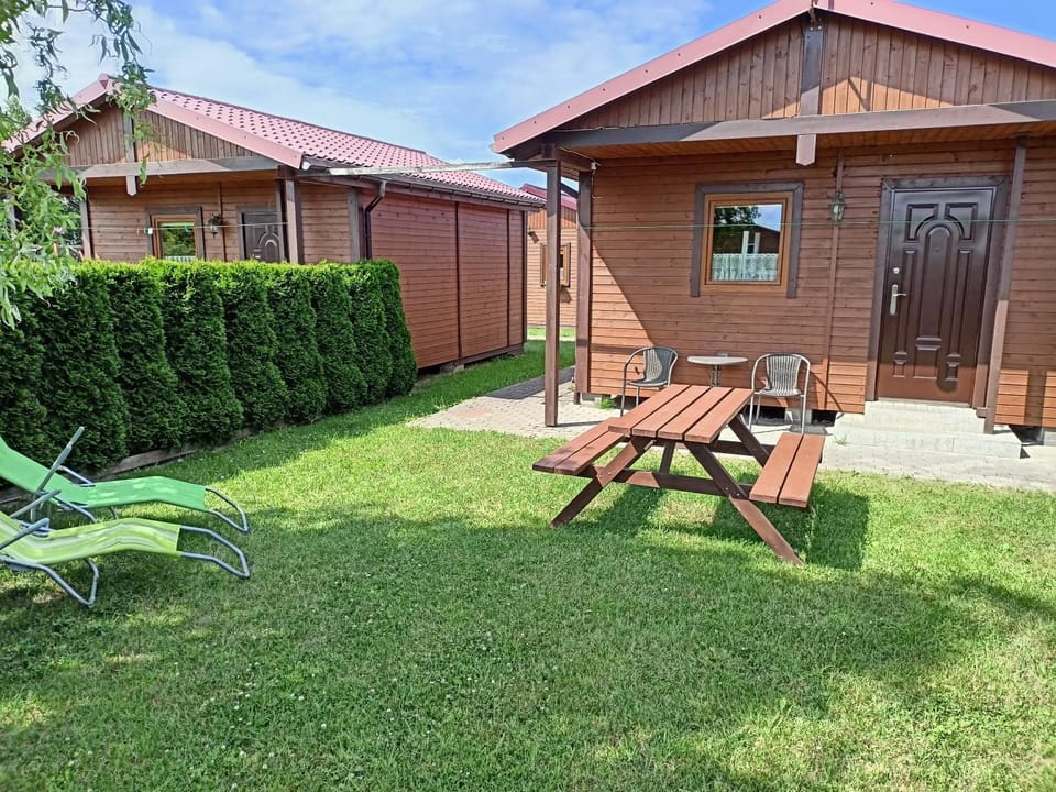Property building, Garden, Seating area, Garden view