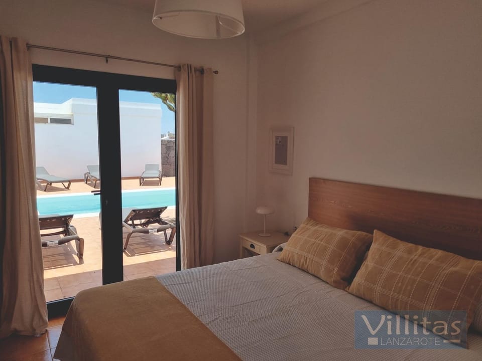 VILLA BERMEJA 25 by Villitas Villa in Playa Blanca