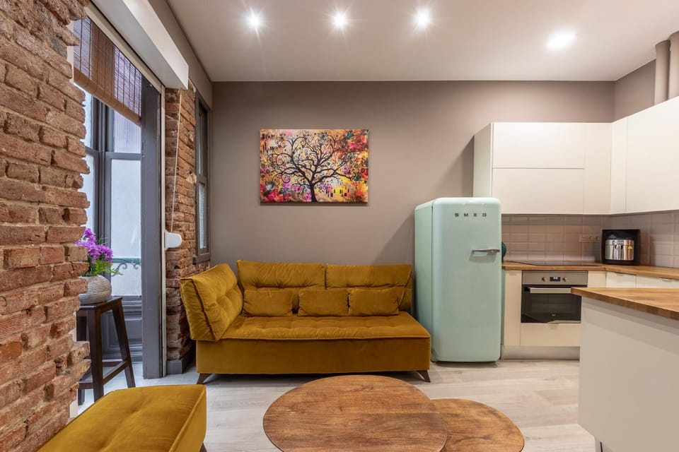 Living room, Food, stove