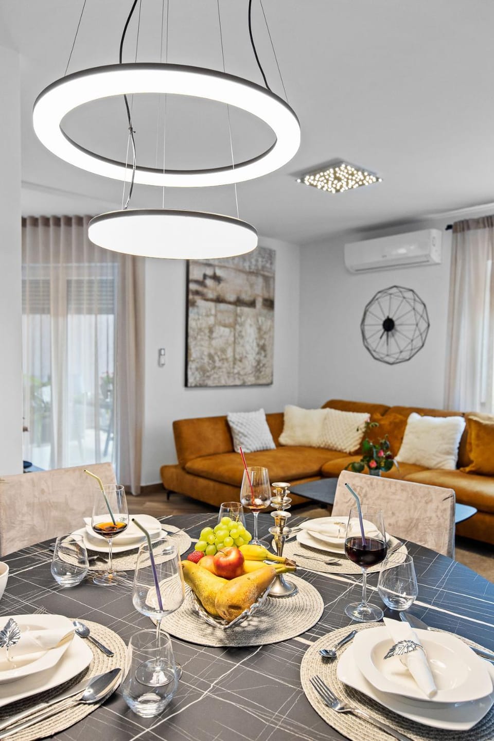 Living room, Dining area