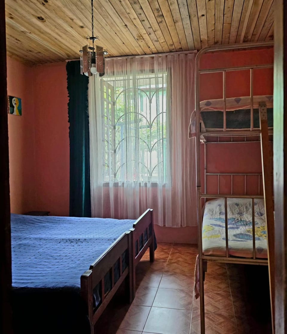 Hostel Ureki Kidobani Bed and Breakfast in Georgia