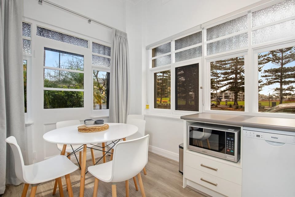 Bayview Apartments Glenelg Apartment in Adelaide