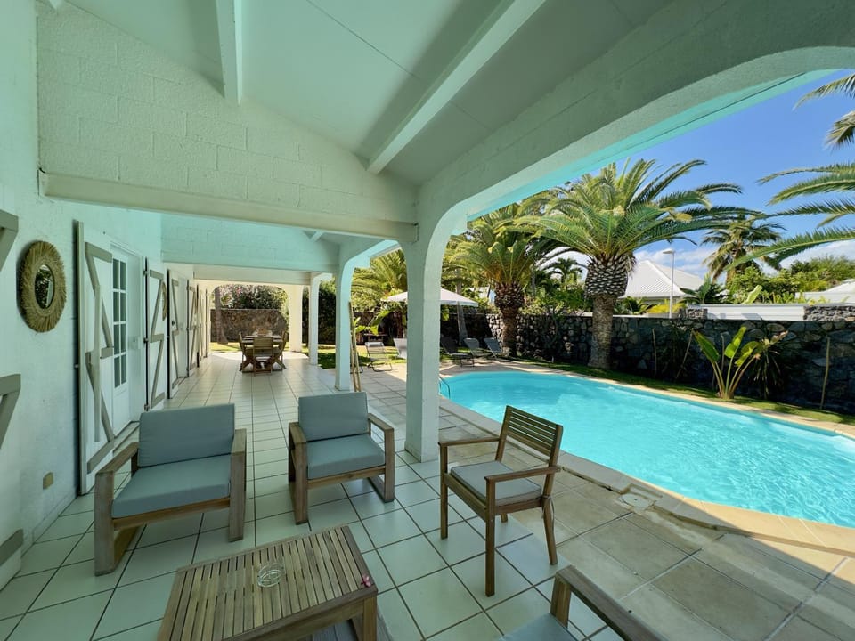 Patio, Seating area, Swimming pool