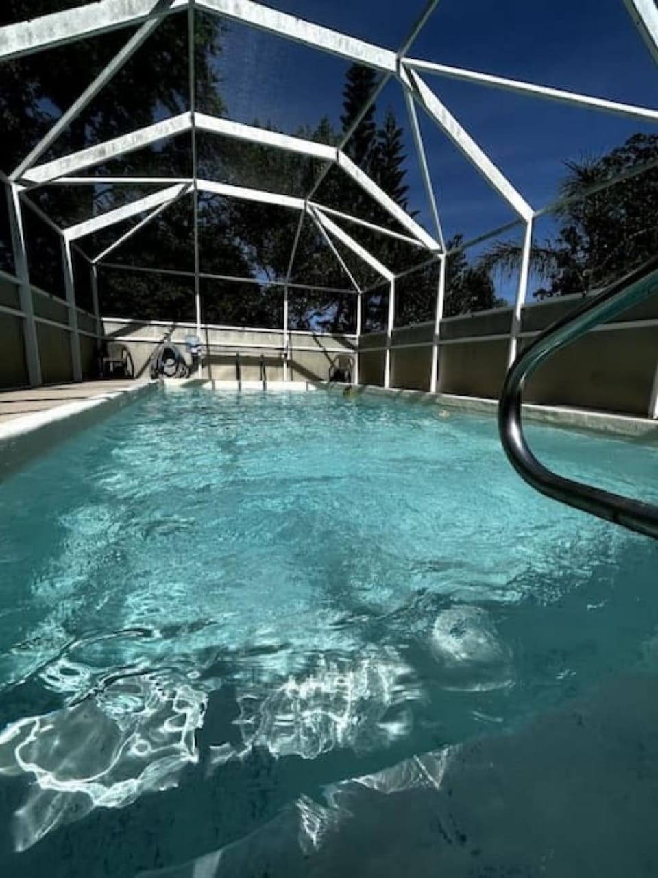 Swimming pool