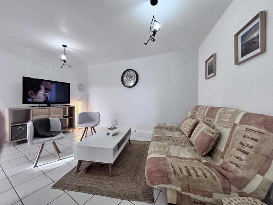 TV and multimedia, Seating area