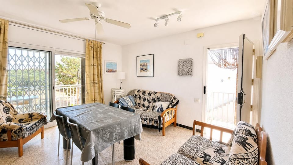 En La Llosa, apartamento con patio y barbacoa 101B - INMO22 Apartment in Cambrils