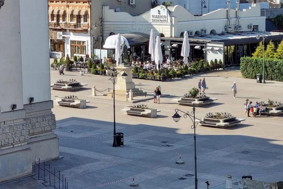 Day, People, Location, group of guests, Parking