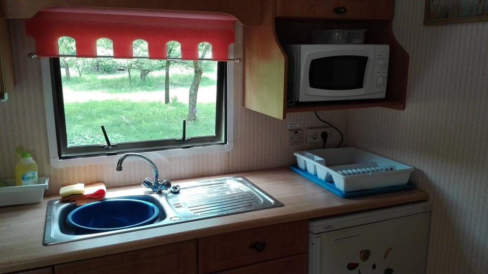 Mobilhome Camping Paradijs House in South Bohemian Region