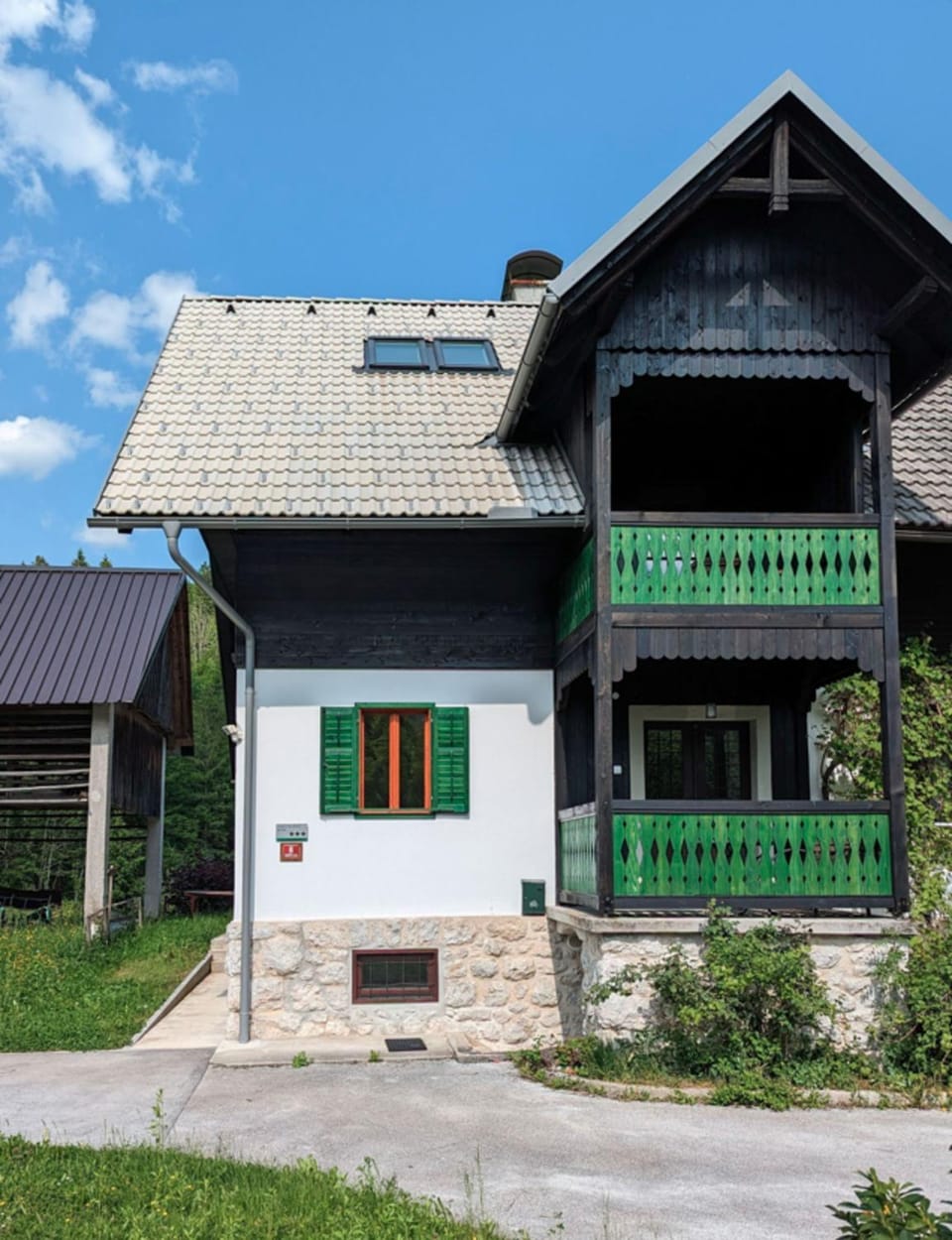 Property building, Day