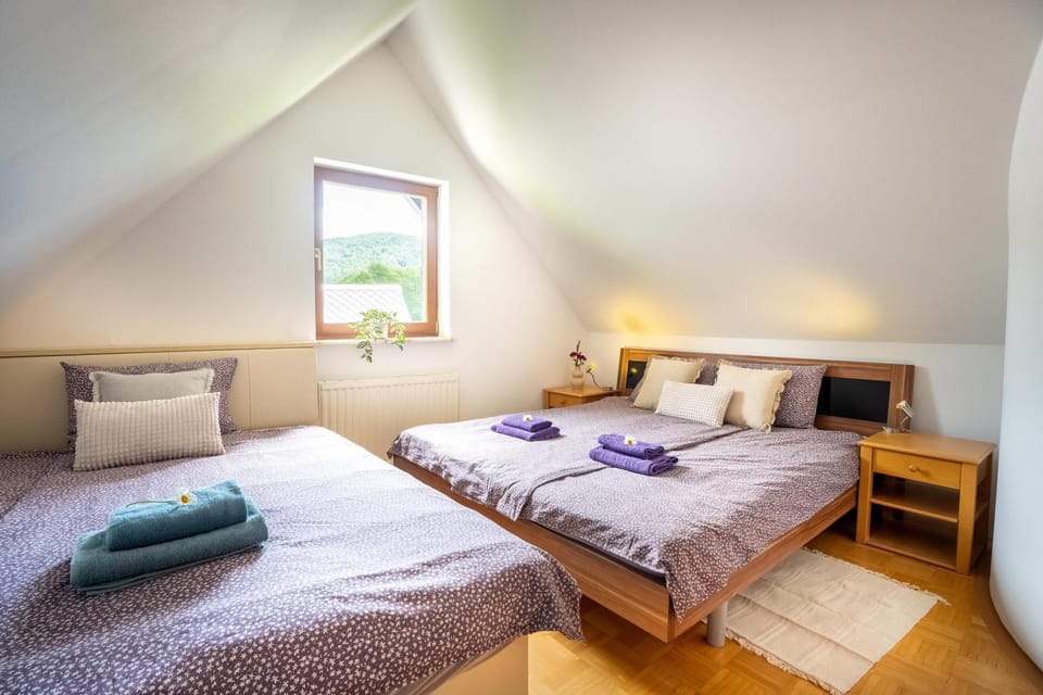 Bed, Bedroom
