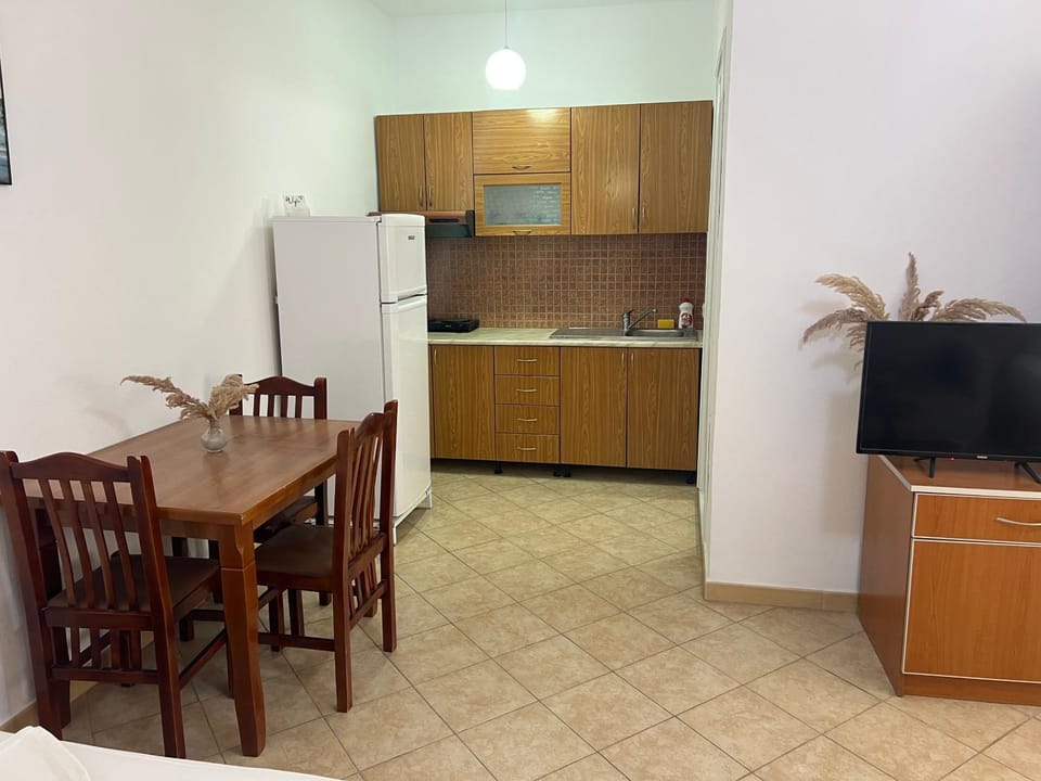 Armando Home-Free Parking Included House in Vlorë