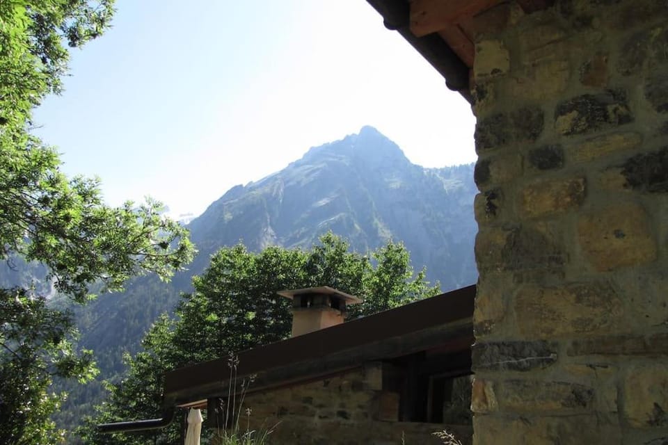 Chalet de Bébert House in Canton of Vaud