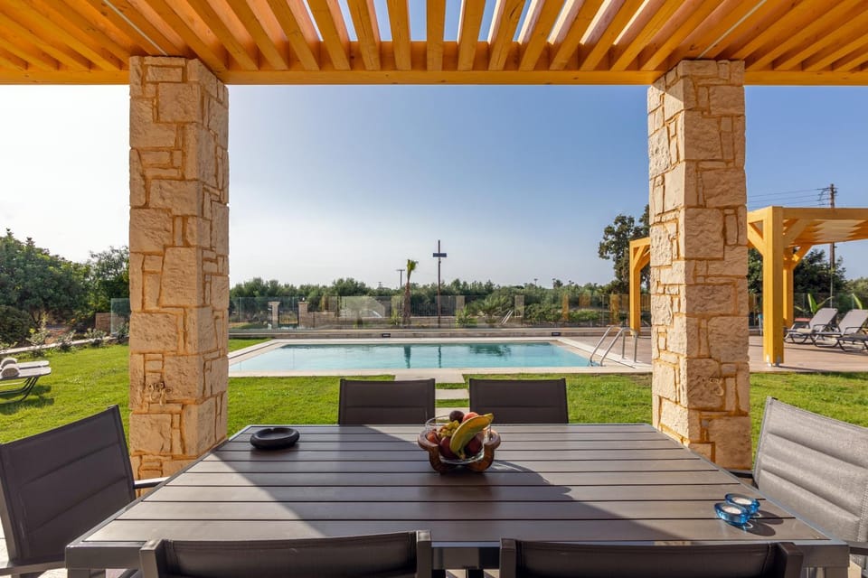 Patio, Day, Pool view, Swimming pool, sunbed