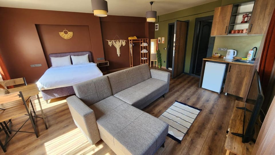 Living room, Photo of the whole room, Bedroom