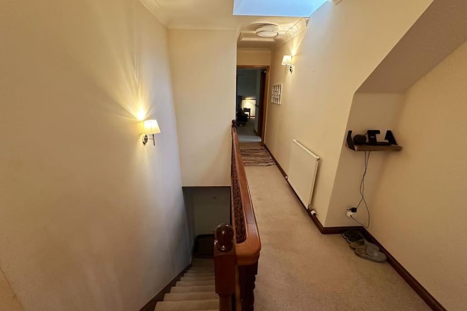 Dako Villa, Aberdeen Airport Villa in Scotland