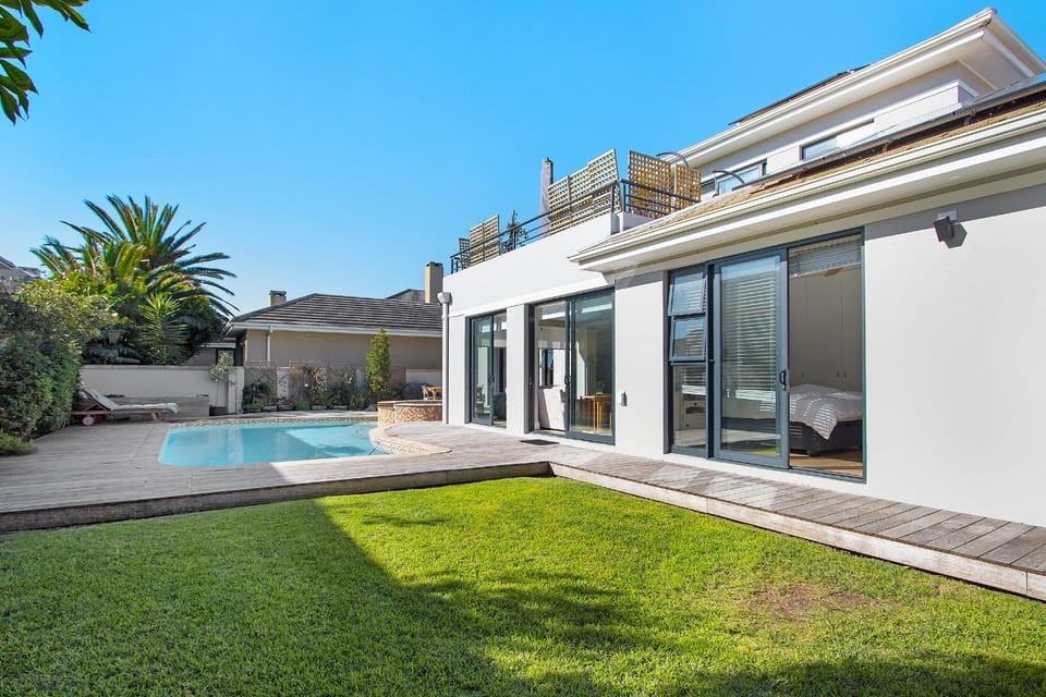 Sunset Villa 50 Villa in Cape Town