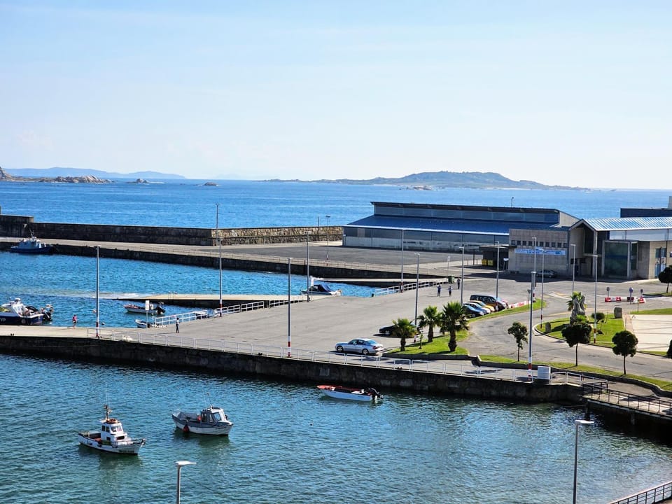 Nearby landmark, Neighbourhood, Natural landscape, Sea view