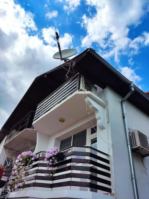 Apartment July's house, luxury, sea view Villa in Varna