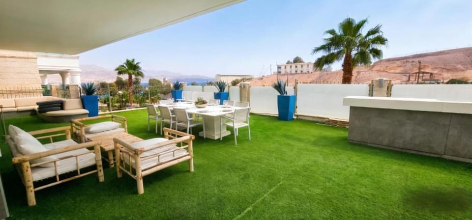Seating area, Sea view