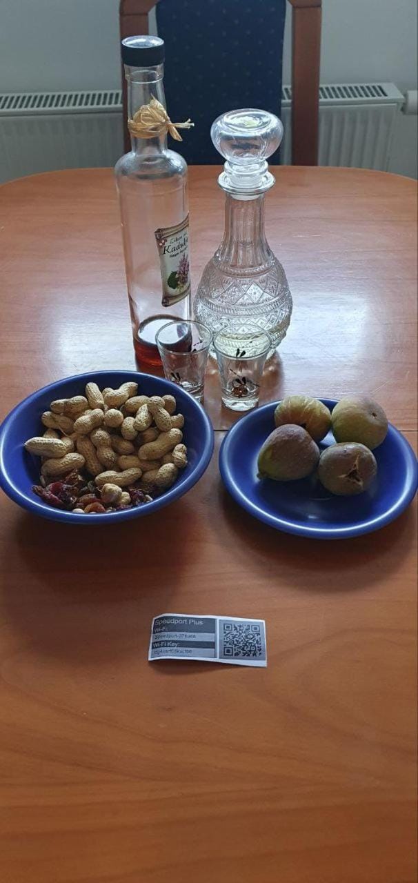 Food and drinks