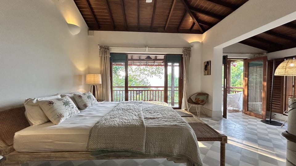 Bed, Balcony/Terrace, Bedroom, wardrobe