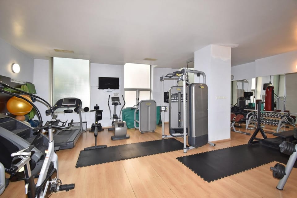 Teryan street, 3 bedrooms Luxury & Grand, Sunny apartment TT663 Apartment in Yerevan