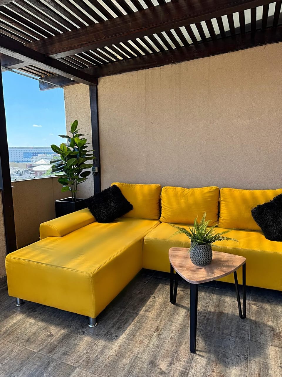 View (from property/room), Balcony/Terrace