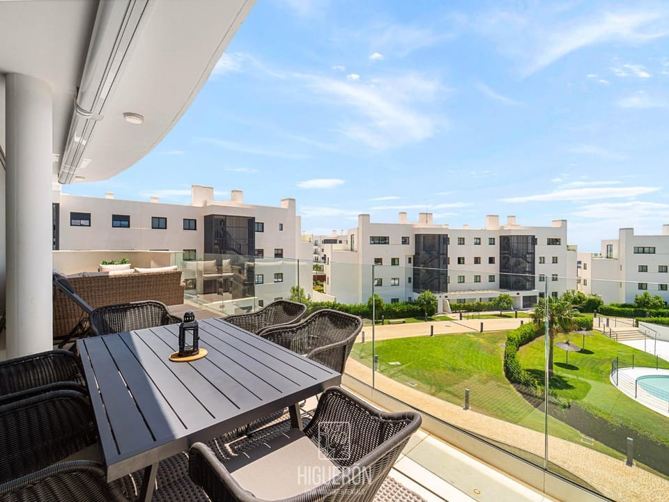 HigueronRentals Seashell Apartment in Costa del Sol