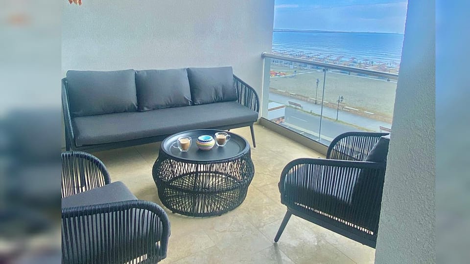 Coffee/tea facilities, Balcony/Terrace, Sea view