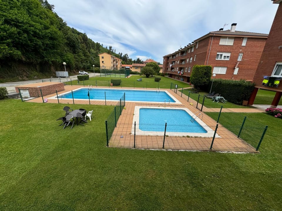 Property building, Swimming pool