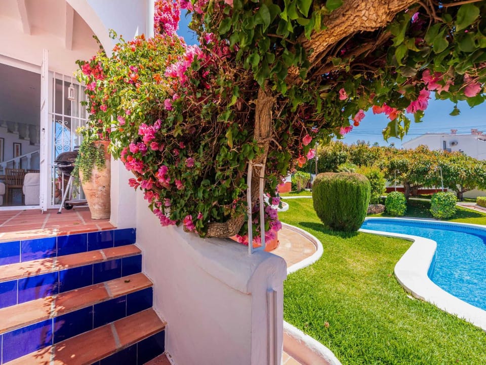 Los Aguacates Bellavista Casasol House in Nerja