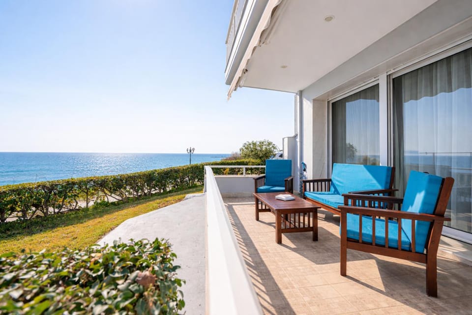 Balcony/Terrace, Sea view, Location
