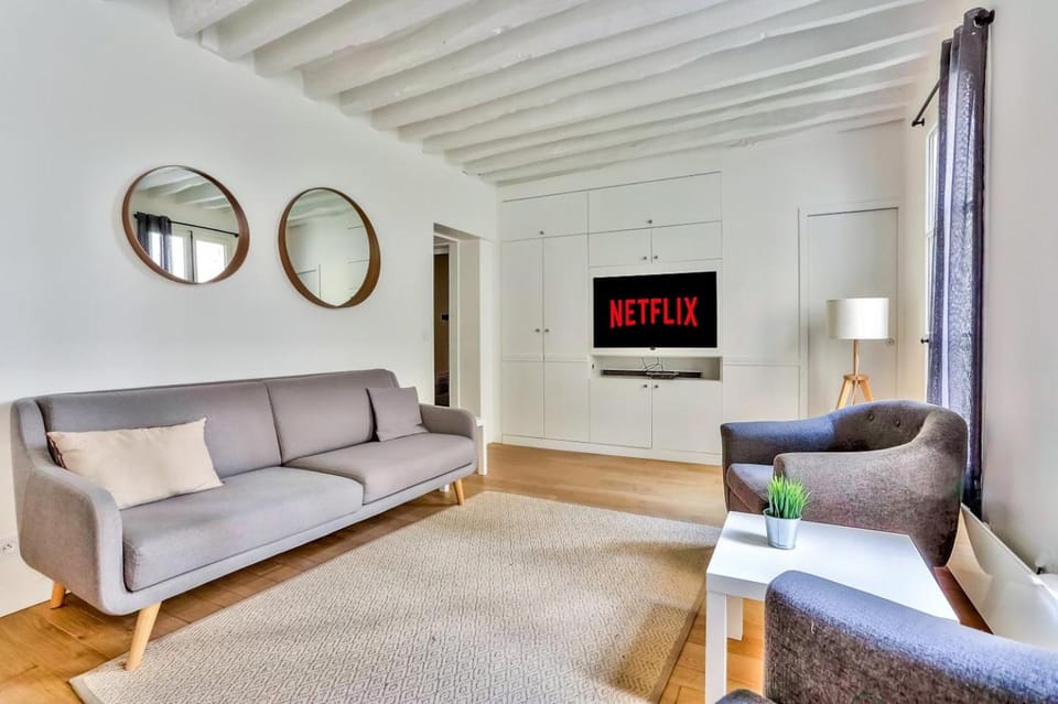 Superbe Appartement Bon marché Saint Germain Free Netflix Apartment in Paris