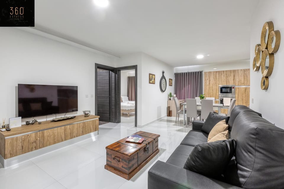Communal lounge/ TV room, TV and multimedia, Kitchen or kitchenette, Living room, Seating area, Evening entertainment, minibar