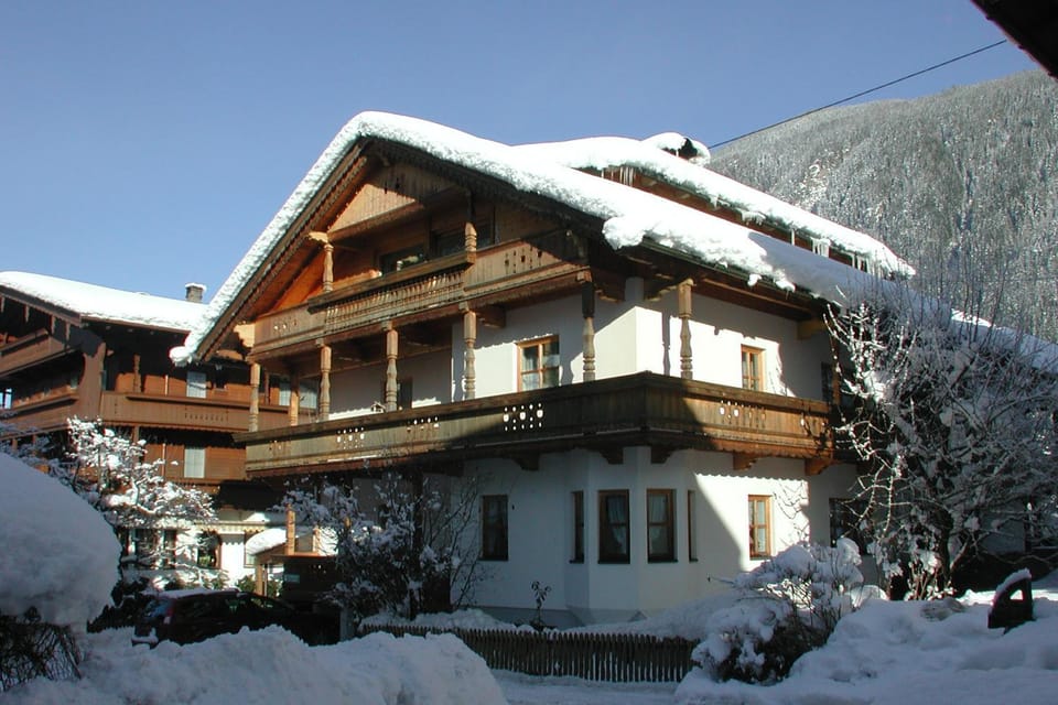 Property building, Winter