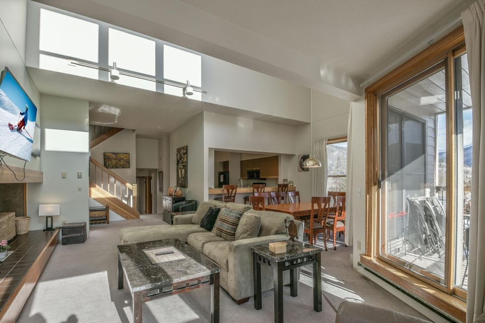 Quicksilver 1677 by SummitCove Lodging in Colorado House in Keystone