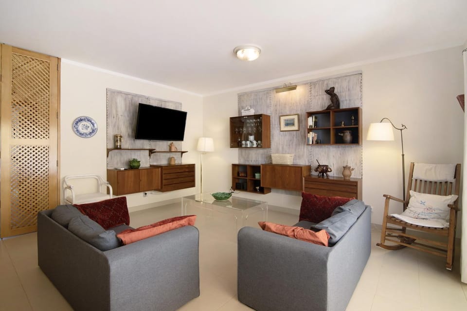 Property building, Living room