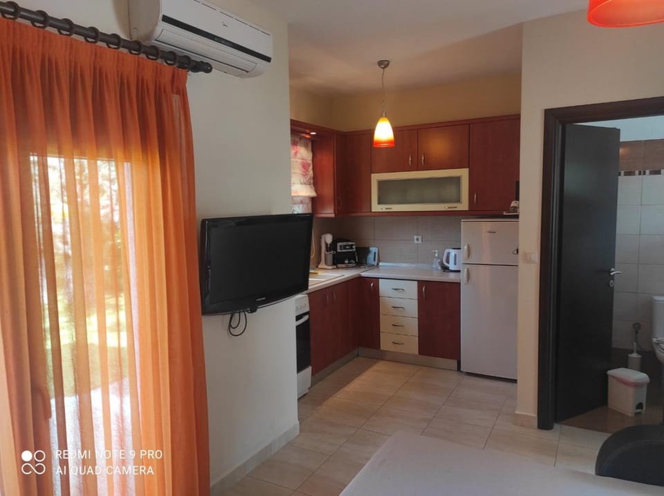 Mary's House Apartment in Halkidiki